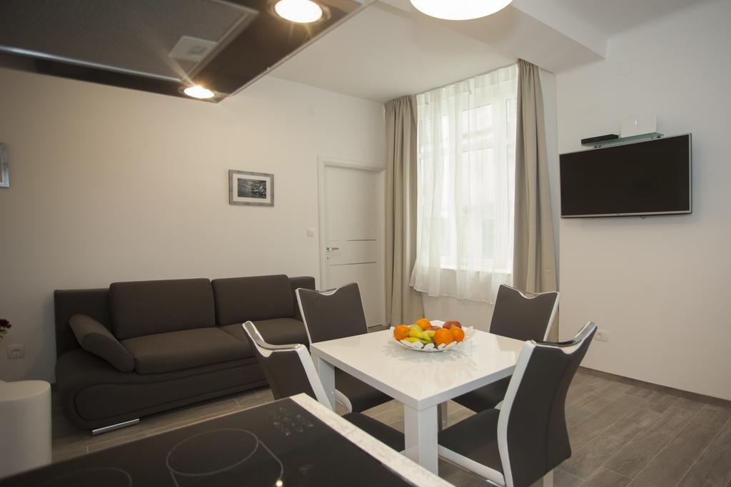 Old Square Apartment Split Zewnętrze zdjęcie